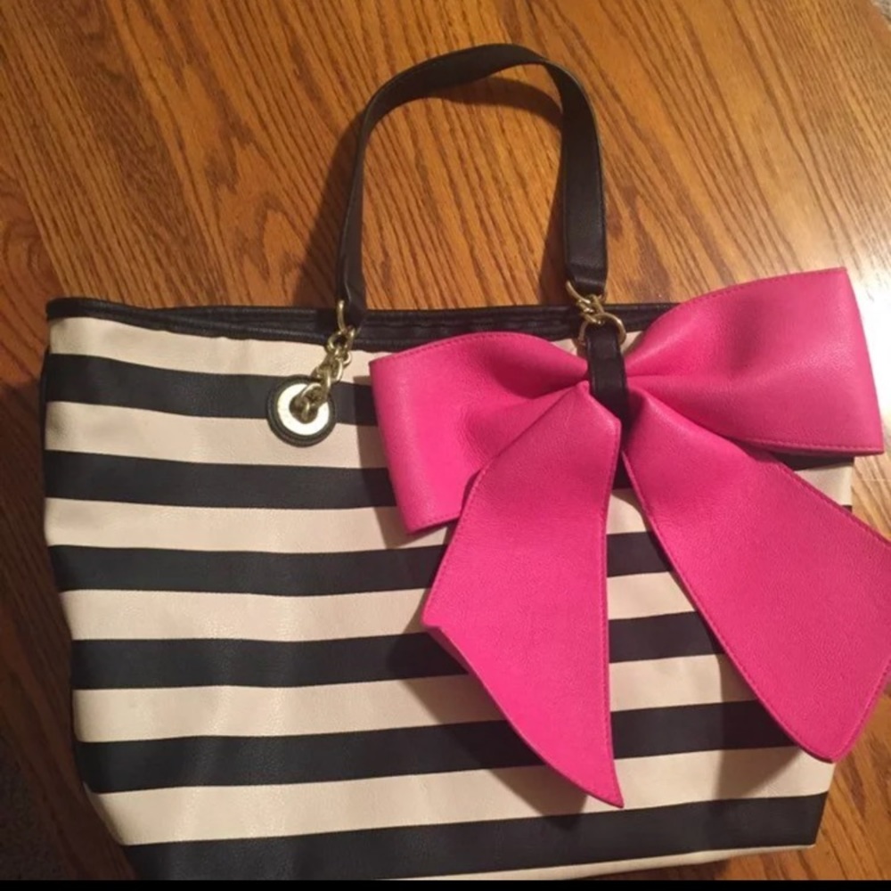 Cute purse